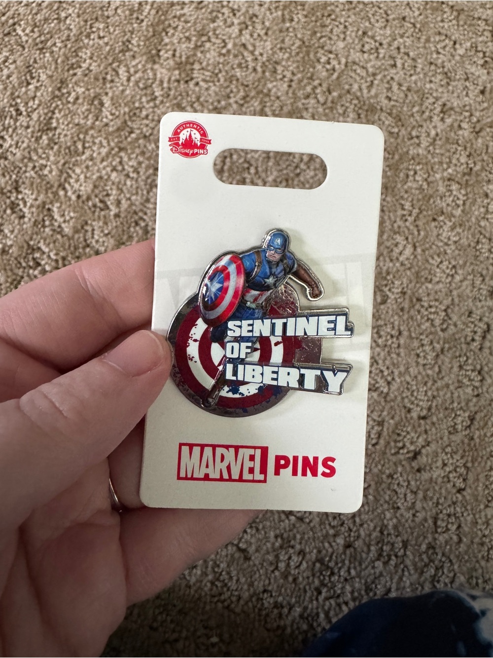 Disney Parks Pin Marvel Captain America Avengers Sentinel Of Liberty Trading Pin